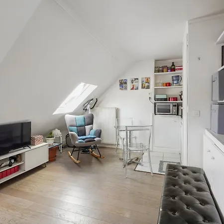 Studio Pres De Republique By Weekome * Paris